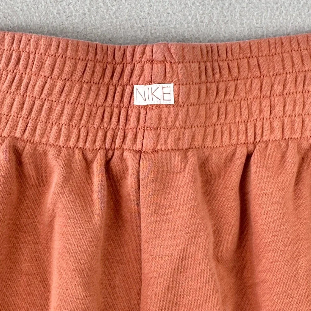 Nike‎ Athletic Shorts Women L Terracotta Orange Gym Baggy Loose High Rise